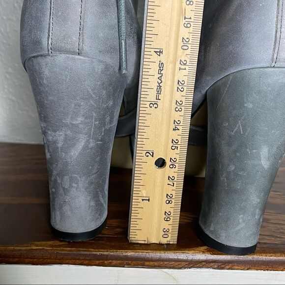 Seychelles Women's Gray Under Construction Lace Up Ankle Boot Size 6.5 - Picture 13 of 14